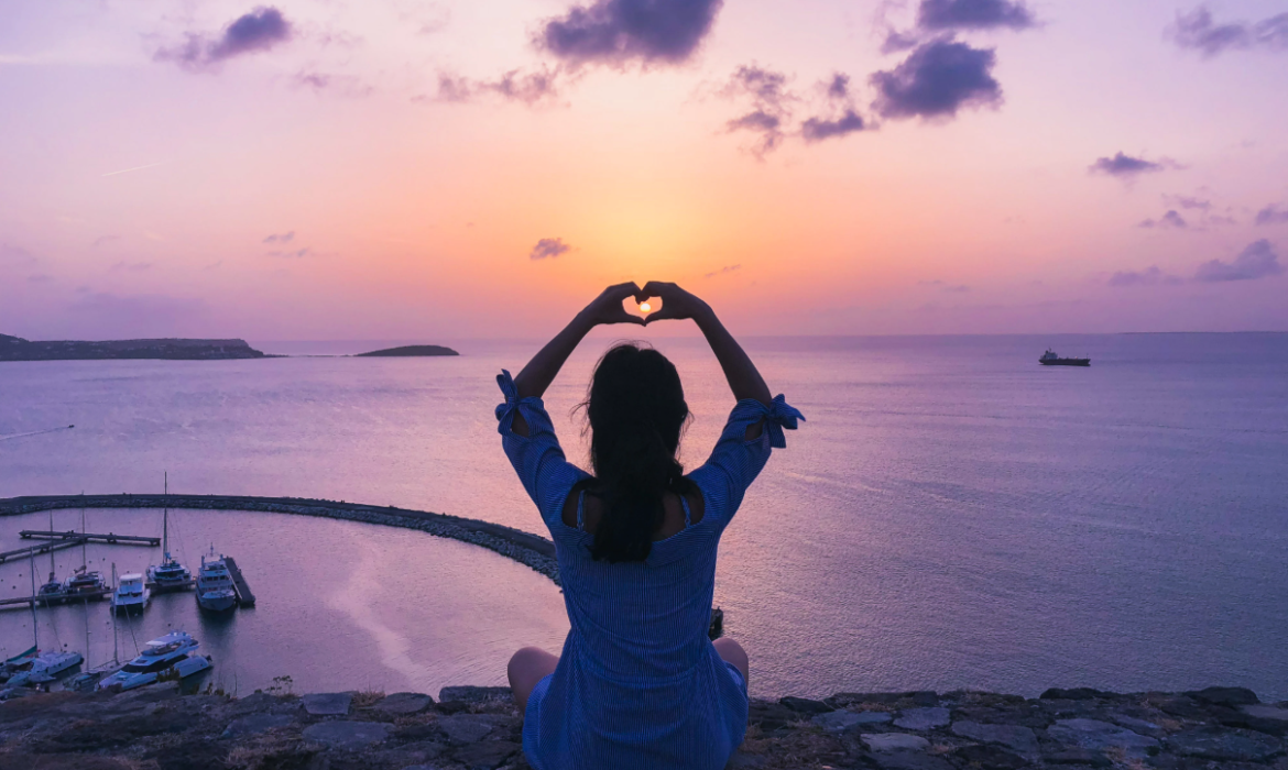 Acquiring 10,000 customers in a new market: A go-to-market case study in travel